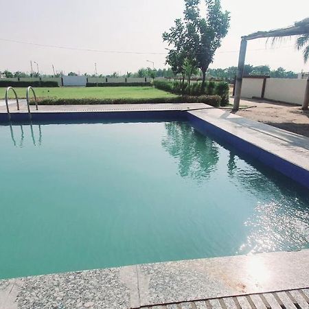 Krishna Farm & Forest Villa Bhuj Bagian luar foto