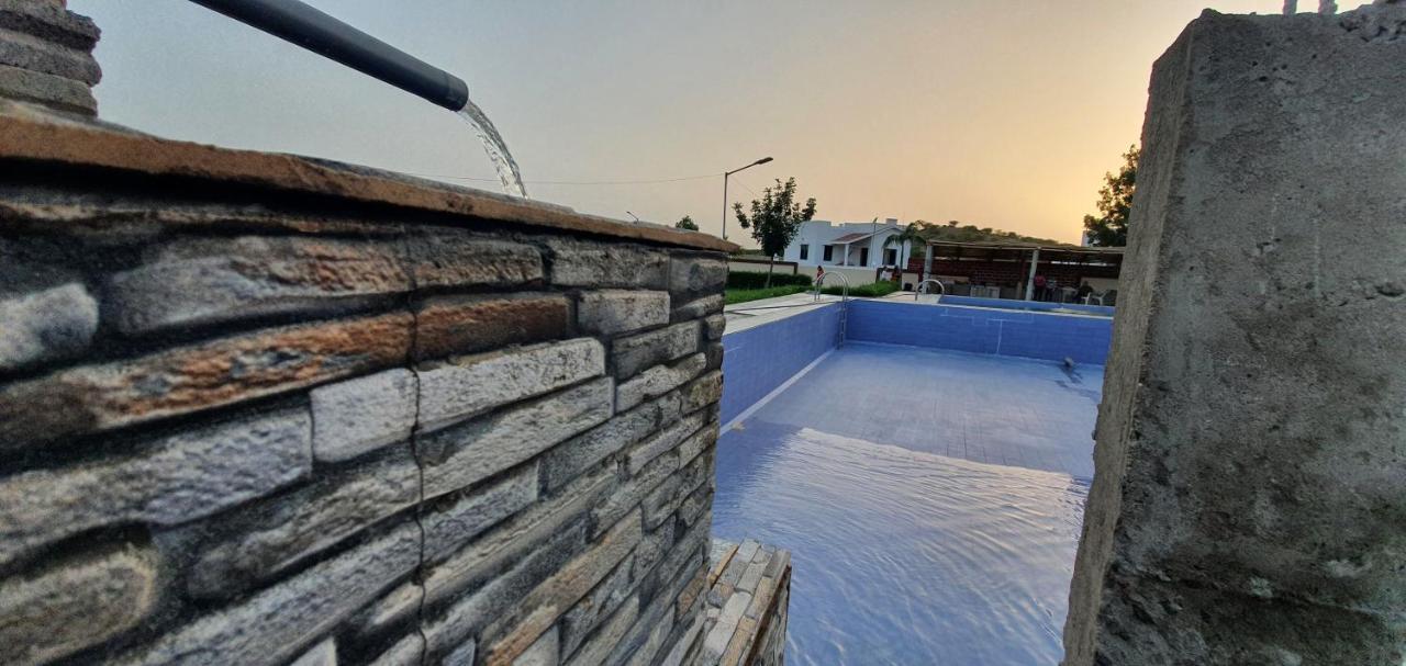Krishna Farm & Forest Villa Bhuj Bagian luar foto
