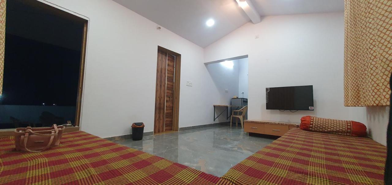 Krishna Farm & Forest Villa Bhuj Bagian luar foto