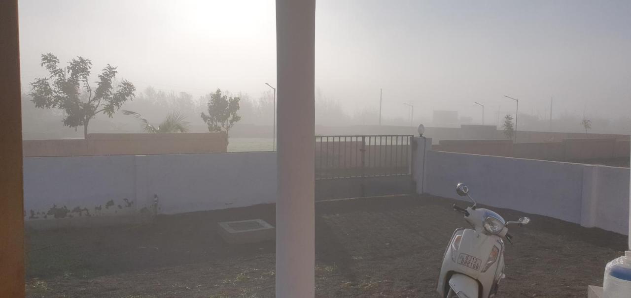 Krishna Farm & Forest Villa Bhuj Bagian luar foto