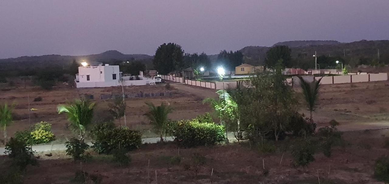 Krishna Farm & Forest Villa Bhuj Bagian luar foto