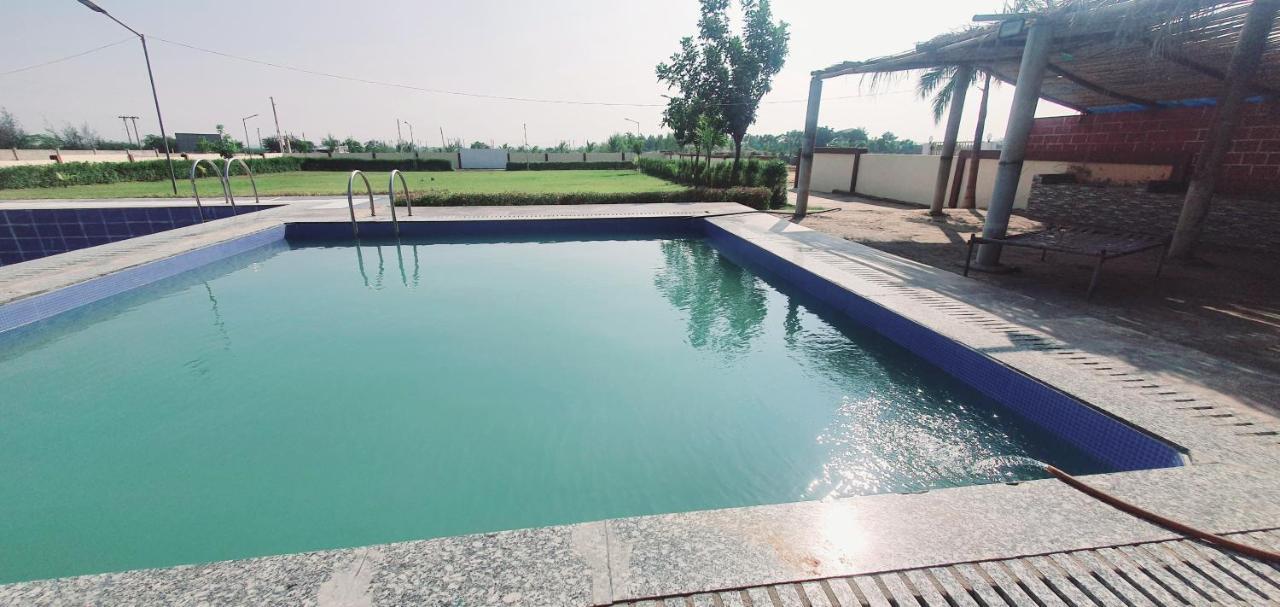 Krishna Farm & Forest Villa Bhuj Bagian luar foto