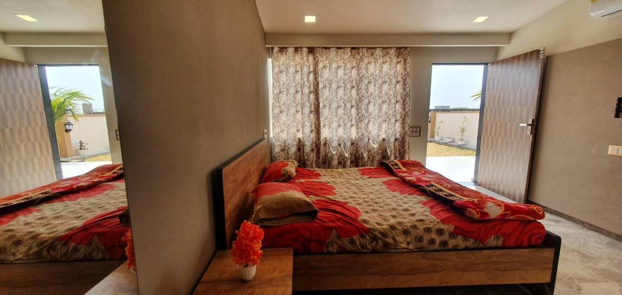 Krishna Farm & Forest Villa Bhuj Bagian luar foto